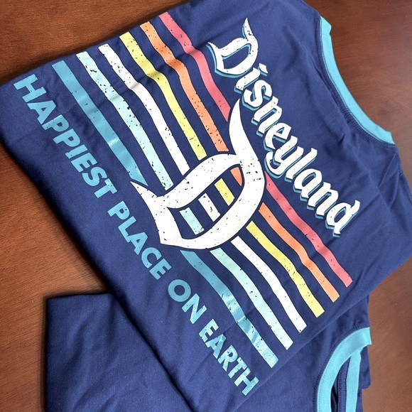 Disneyland Logo Tee Unisex - Picture 4 of 4